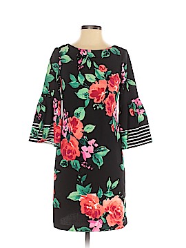 Jessica Howard Size 4 Petite