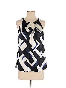 White House Black Market Size 2