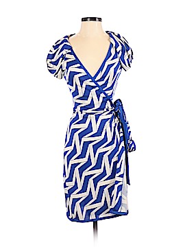 Diane von Furstenberg Size 2