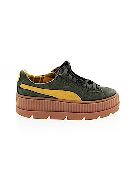 Fenty Puma by Rihanna Size 5 1/2