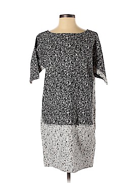 Banana Republic Factory Store Size 4