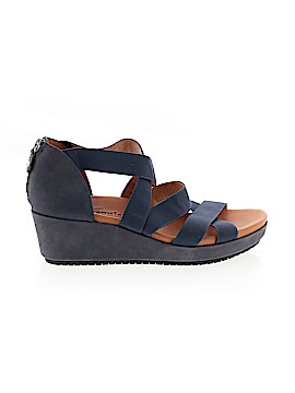 Gentle Souls by Kenneth Cole Size 8 1/2