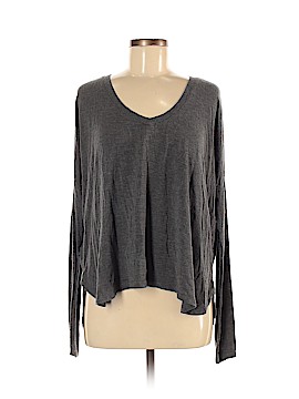 Brandy Melville Pullover Sweater