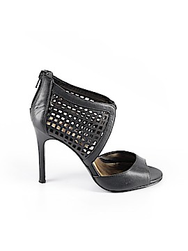 Jessica Simpson Size 5 1/2