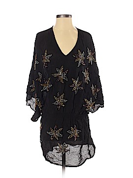 Romeo & Juliet Couture Size Sm