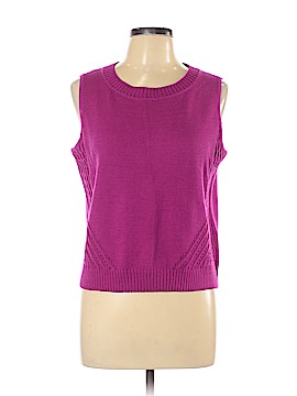 St. John Sport Size Lg