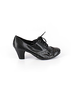 Comfort Plus by Predictions Size 6 1/2