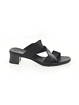 Munro American Size 7