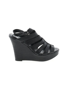 Elizabeth and James Size 9 1/2