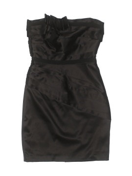 White House Black Market Size 00
