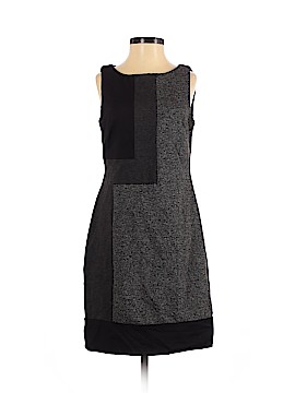 White House Black Market Size 00