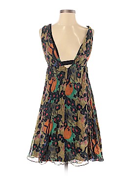Diane von Furstenberg Size 2