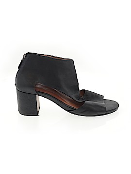 Gentle Souls by Kenneth Cole Size 9 1/2