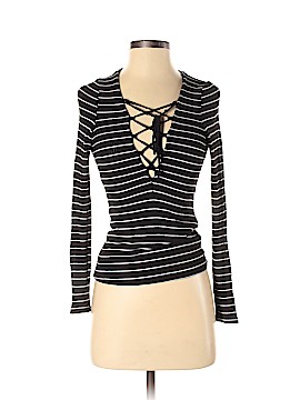 Project Social T loves Urban Outfitters Size Sm