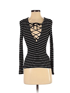 Project Social T loves Urban Outfitters Size Sm
