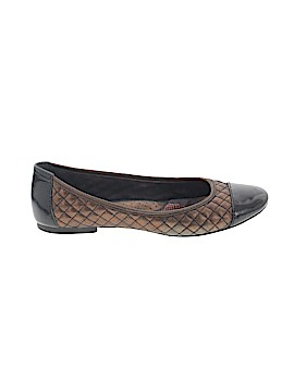 Born Handcrafted Footwear Size 7 1/2