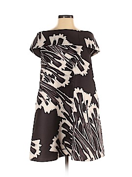 Halston Heritage Size 2