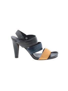10 Crosby Derek Lam Size 8 1/2