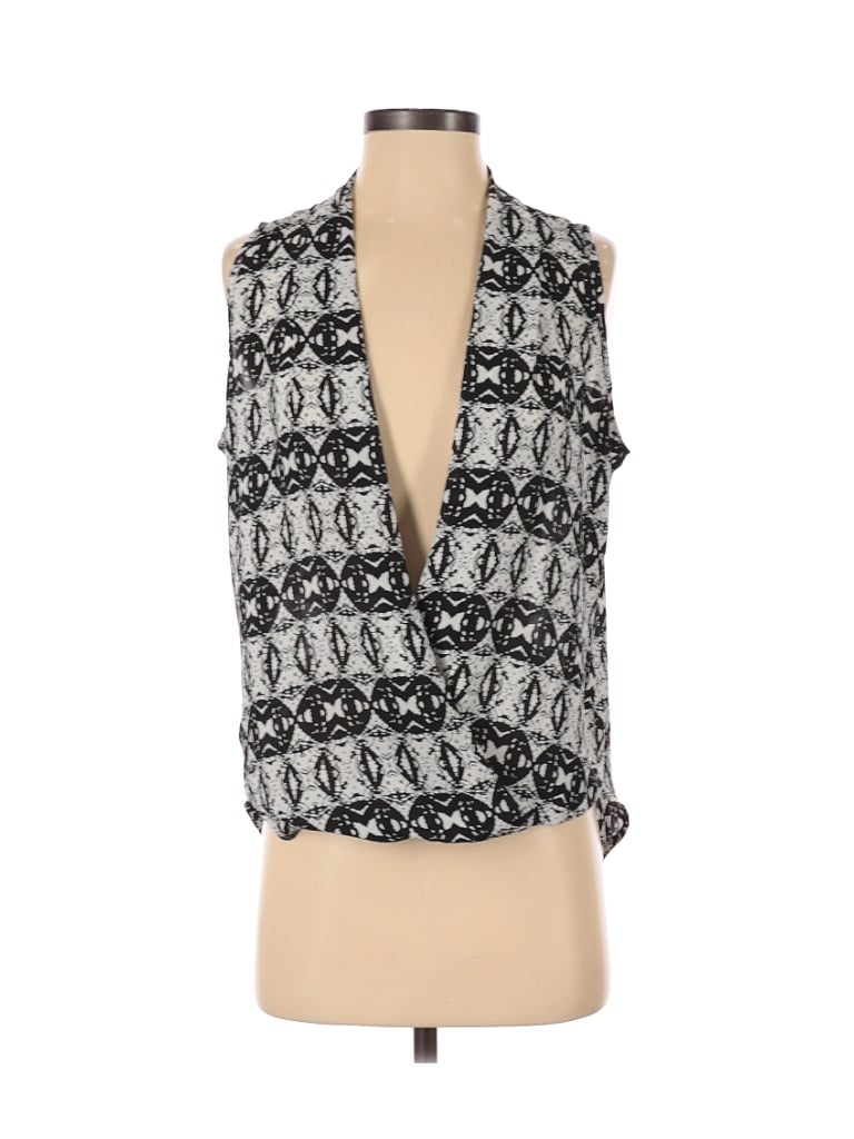 Pre-owned Olive & Oak Sleeveless Blouse In Black