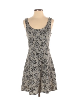 American Eagle Outfitters Size 4
