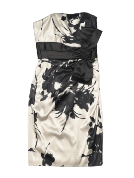 White House Black Market Size 00