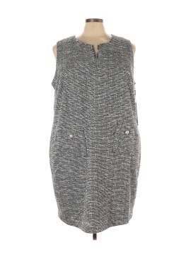 Karl Lagerfeld Paris Size 24 Plus