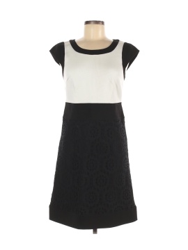 Laundry by Shelli Segal Size 6