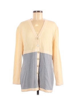 St. John Collection Size Med