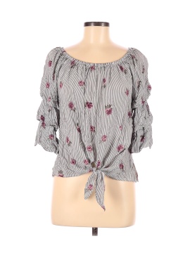 Crave Fame By Almost Famous 3/4 Sleeve Blouse (view 1)