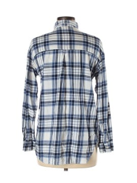 Old Navy Long Sleeve Button-Down Shirt (view 2)