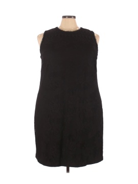 Karl Lagerfeld Paris Size 24 Plus