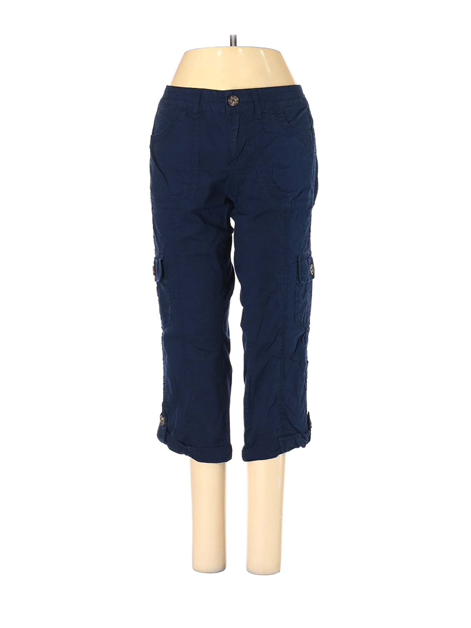 blue cargo pants outfit