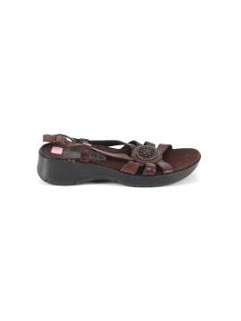 strictly comfort shoes