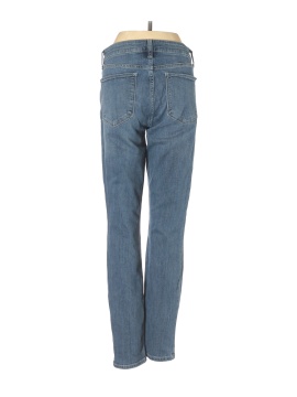 Gap Outlet Size 4