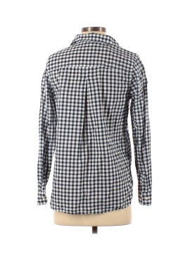 Old Navy Long Sleeve Button-Down Shirt (view 2)