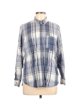 Universal Thread Long Sleeve Button-Down Shirt (view 1)