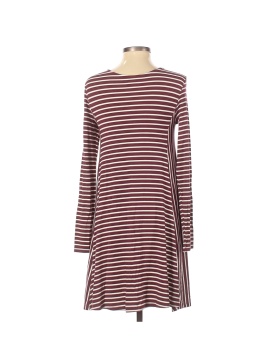 Old Navy Casual Dress (view 2)