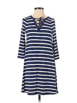 Old Navy Casual Dress (view 1)