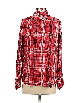 Universal Thread Long Sleeve Button-Down Shirt (view 2)