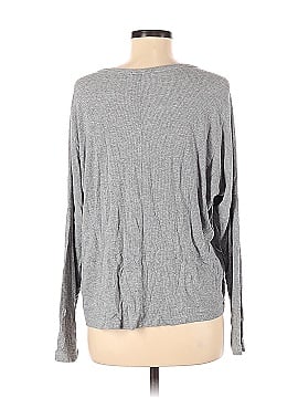 Brandy Melville Pullover Sweater (view 2)