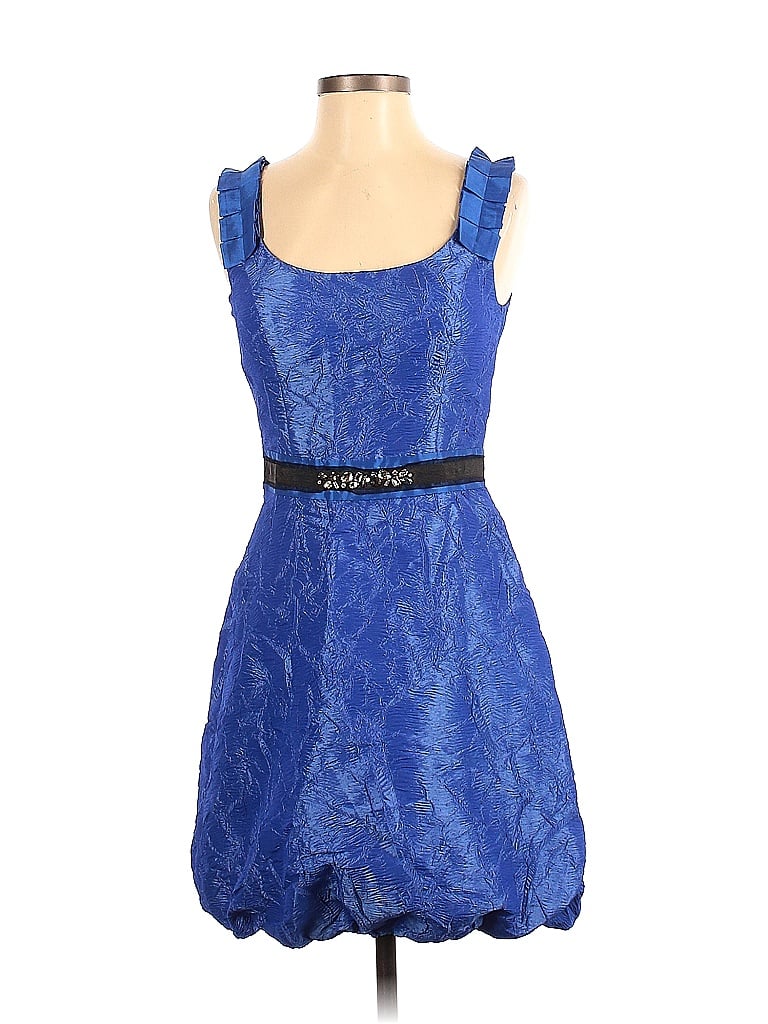 Max and Cleo Solid Blue Cocktail Dress Size 4 - 84% off | thredUP