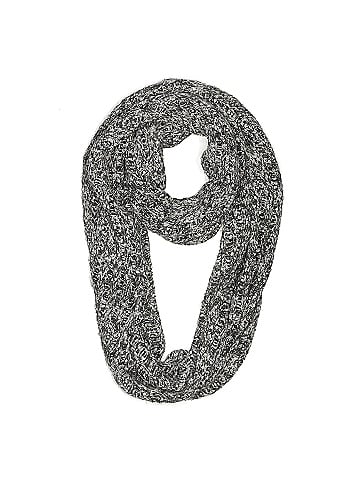 Hollister Scarf (view 1)