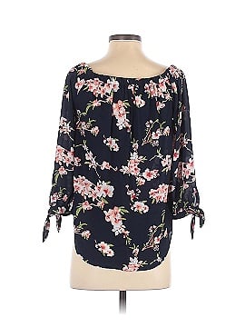 Lila Rose Short Sleeve Blouse (view 2)