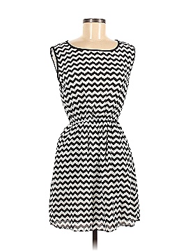 Forever 21 Casual Dress (view 1)