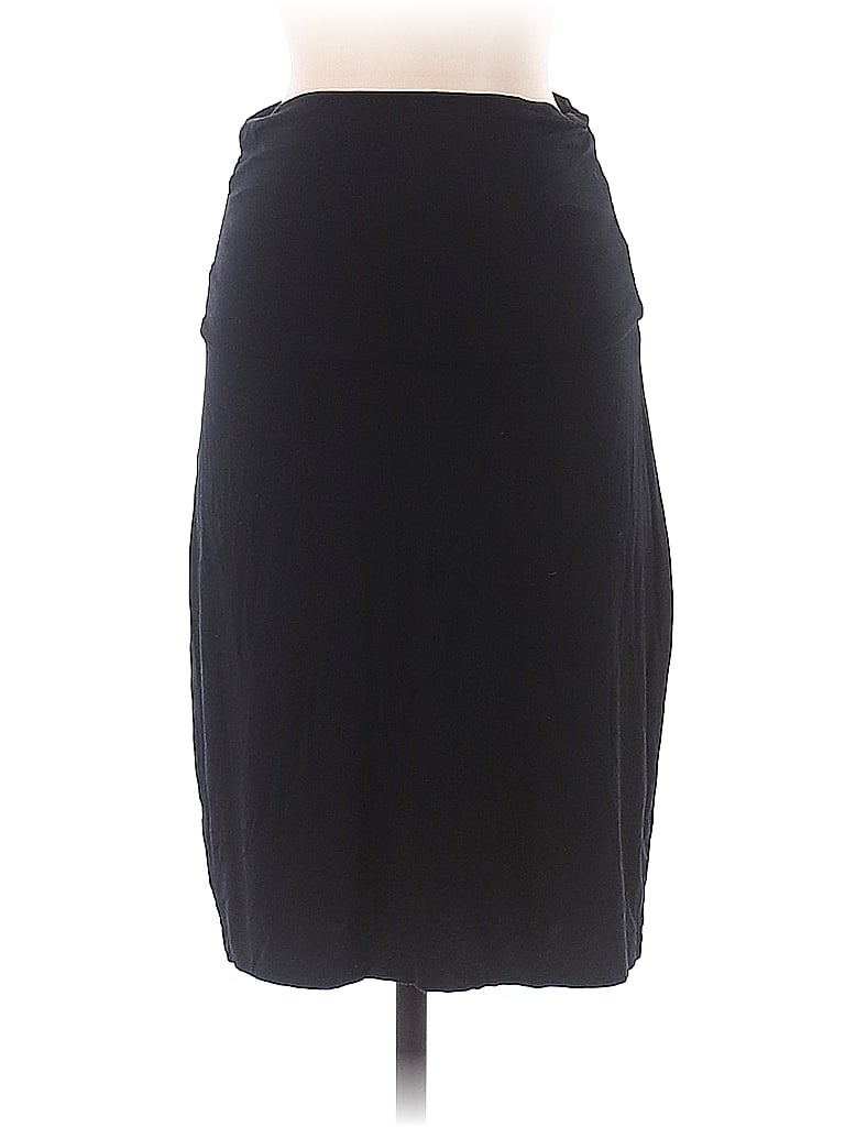 Click to view more detailed imagery on our partner's website Pre-owned Gap Casual Skirt In Black