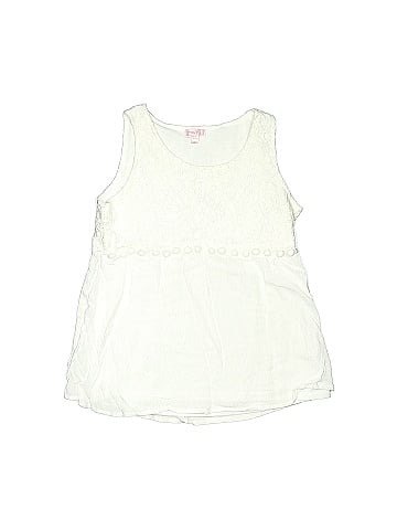 me. n .u Sleeveless Blouse (view 1)