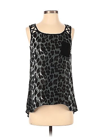 Edge Sleeveless Blouse (view 1)