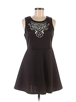 Women's Cocktail Dresses: New & Used On Sale Up To 90% Off | thredUP