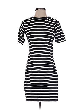 Old Navy Casual Dress (view 1)