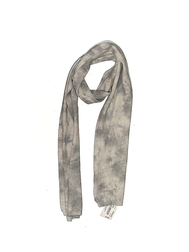 Flirtitude Scarf In Gray